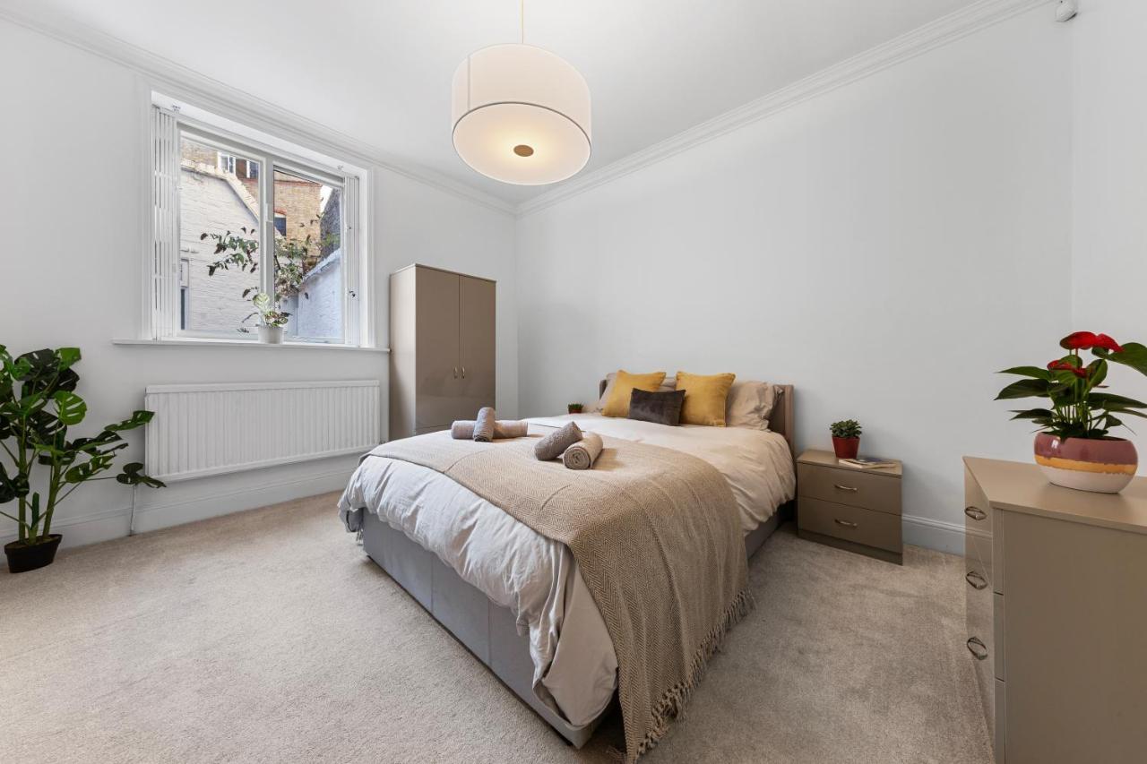 Harrods 2 Bed Lux Flat W/Patio Apartment ลอนดอน ภายนอก รูปภาพ