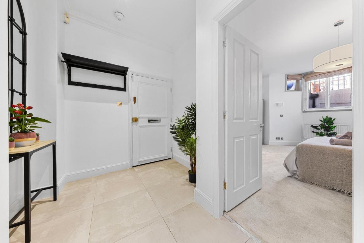 Harrods 2 Bed Lux Flat W/Patio Apartment ลอนดอน ภายนอก รูปภาพ