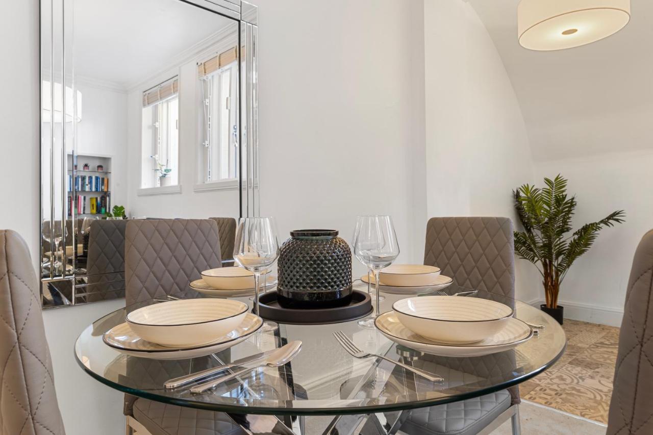 Harrods 2 Bed Lux Flat W/Patio Apartment ลอนดอน ภายนอก รูปภาพ