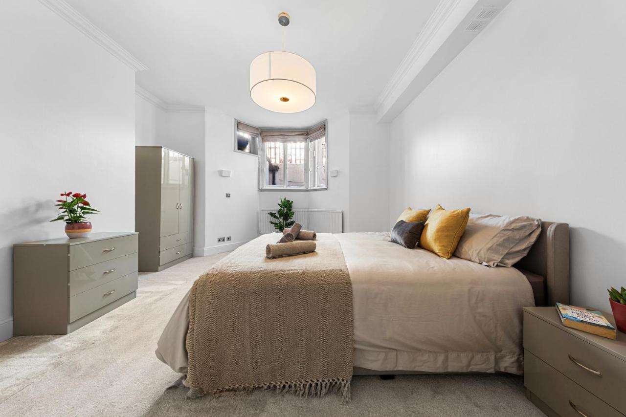 Harrods 2 Bed Lux Flat W/Patio Apartment ลอนดอน ภายนอก รูปภาพ