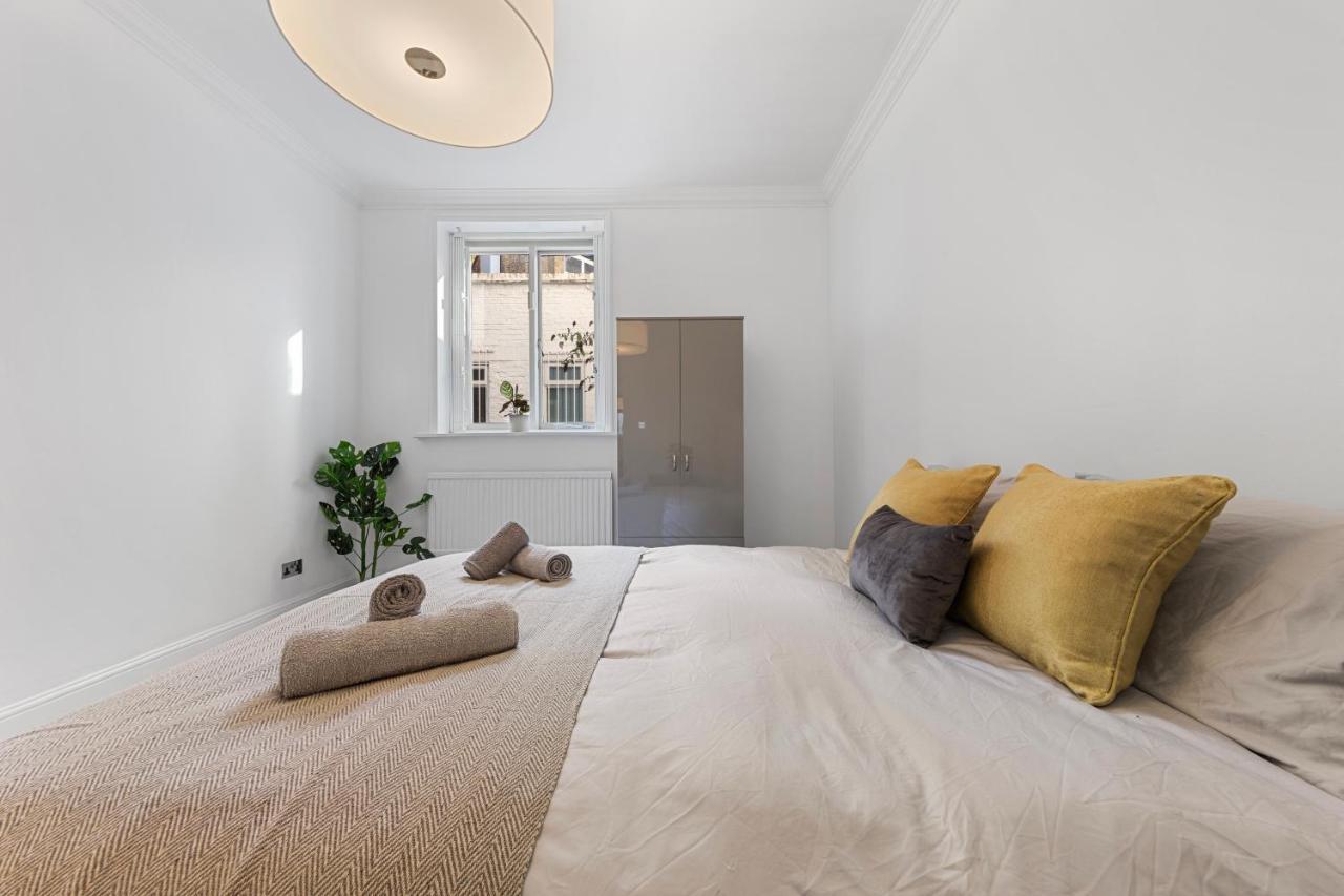 Harrods 2 Bed Lux Flat W/Patio Apartment ลอนดอน ภายนอก รูปภาพ
